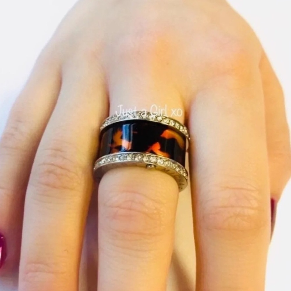 Michael Kors Tortoise Barrel Ring Silver - Picture 2 of 8